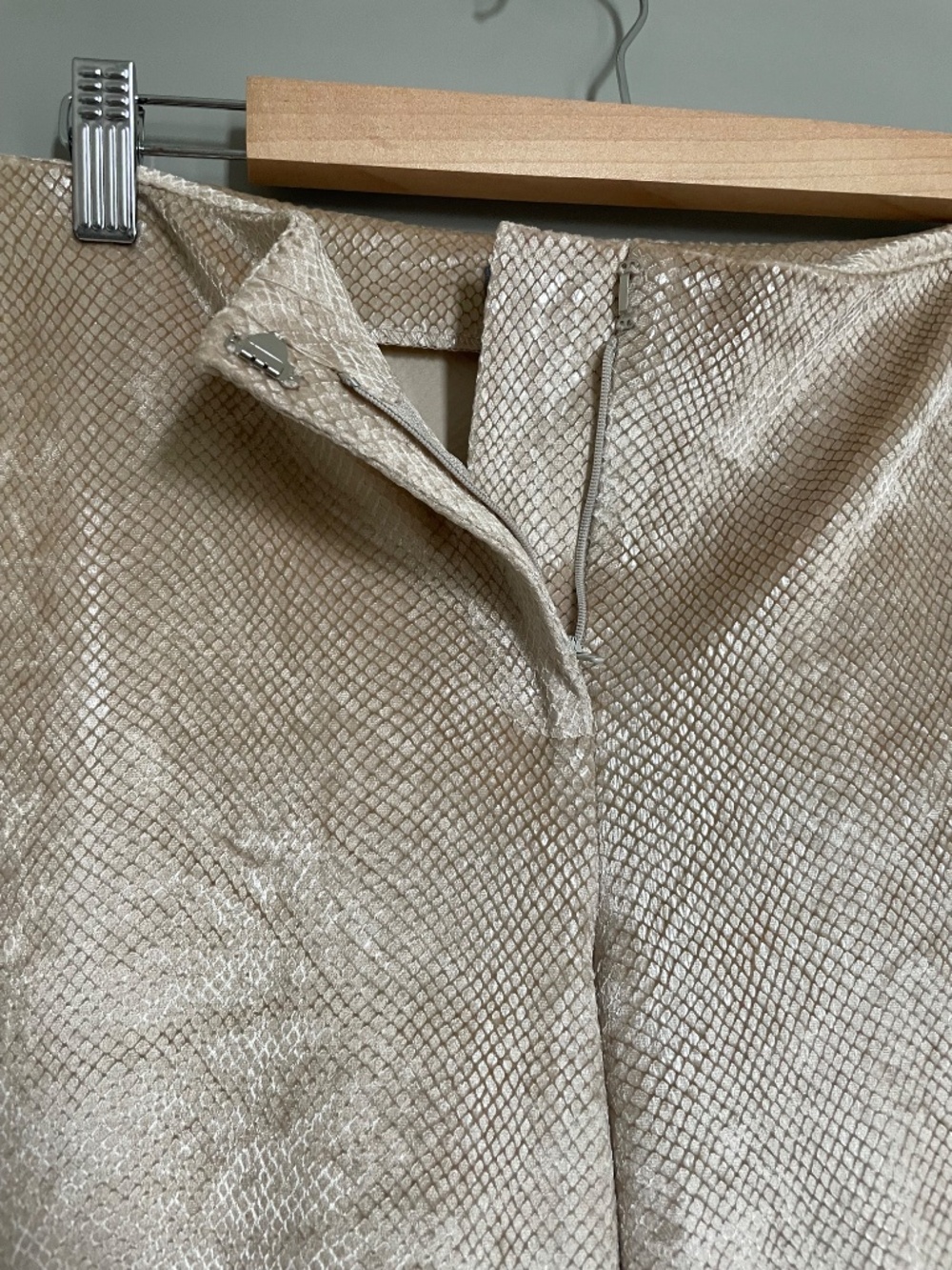 Vintage Bisou Bisou Y2K/'90s shimmery snakeskin velvet feel mid rise pants
